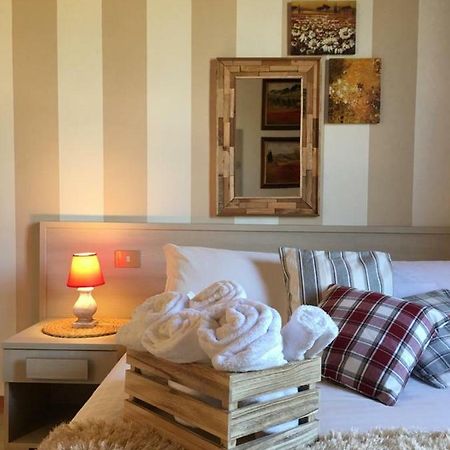 Il Giuggiolo Appartement Montalcino Buitenkant foto